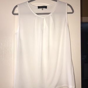 Women’s nice white tank
